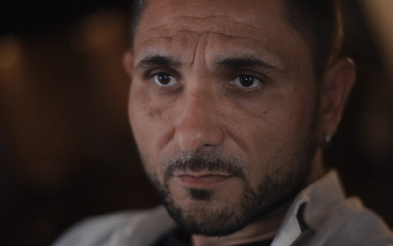 Dentro Stills 20260105 1