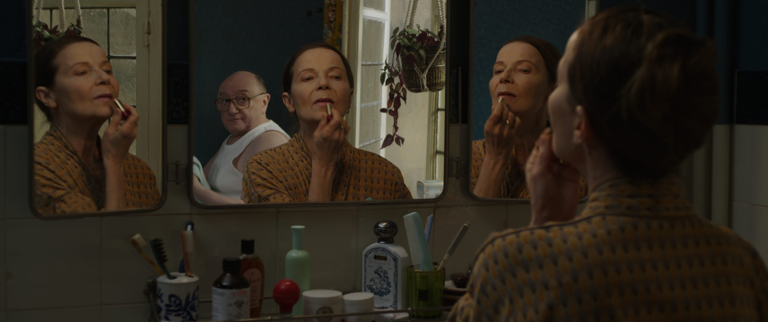 7La Cache©Bande À Part Films: Red Lion : Les Films Du Poisson : RTS: SRG SSR.jpg